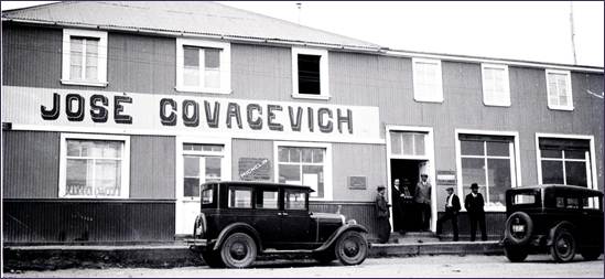 Descripcin: Casa Jos Covacevich en Porvenir.jpg