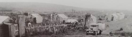 Descripción: Aranga Gum camp, Northern Wairoa 1930, Tony Marinovich.jpg
